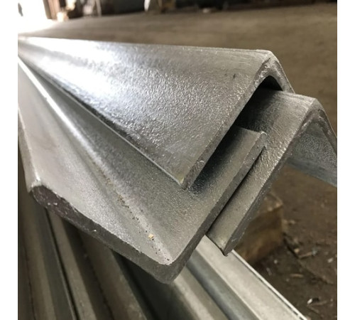 Оцинкованные уголки в Лиде от Спецметаллстрой